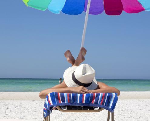 Relaxen am weissen Strand von Anna-Maria-Island, Florida